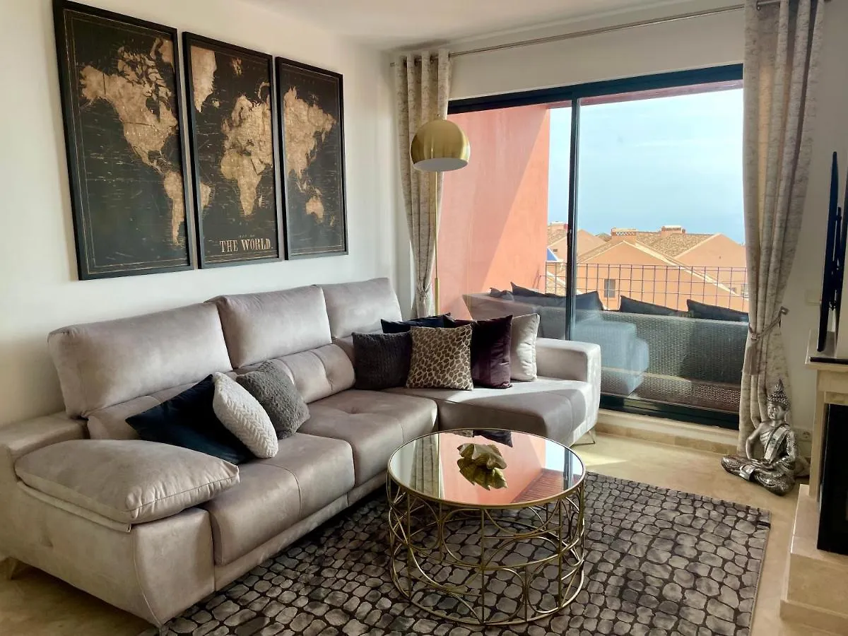 Calahonda Luxury Apartment With A Stunning Sea View Mijas 0*,  Hiszpania