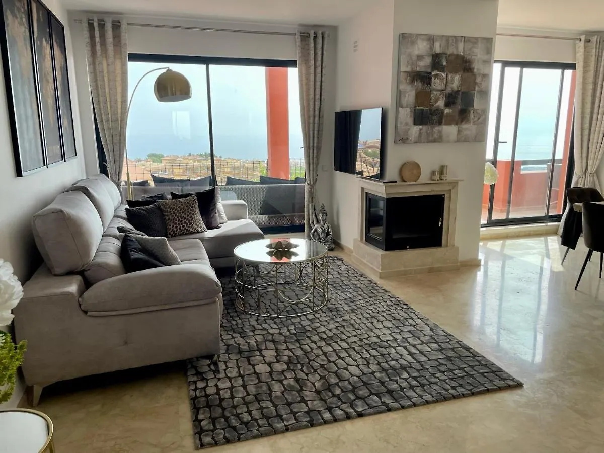 Calahonda Luxury Apartment With A Stunning Sea View 米哈斯