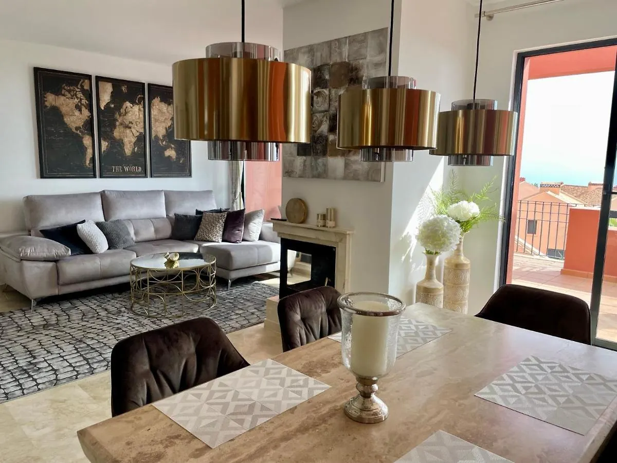 Calahonda Luxury Apartment With A Stunning Sea View 米哈斯 西班牙