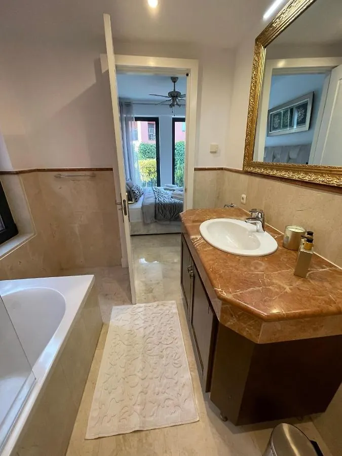 Calahonda Luxury Apartment With A Stunning Sea View 米哈斯 西班牙