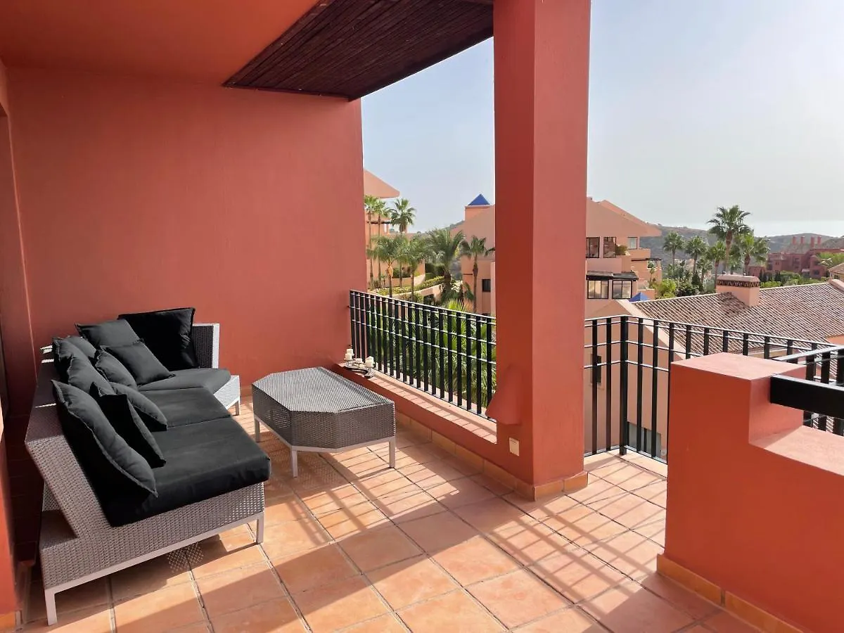 Calahonda Luxury Apartment With A Stunning Sea View 米哈斯